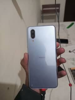 Aquos Sense3 plus 6gb/128gb 10/9