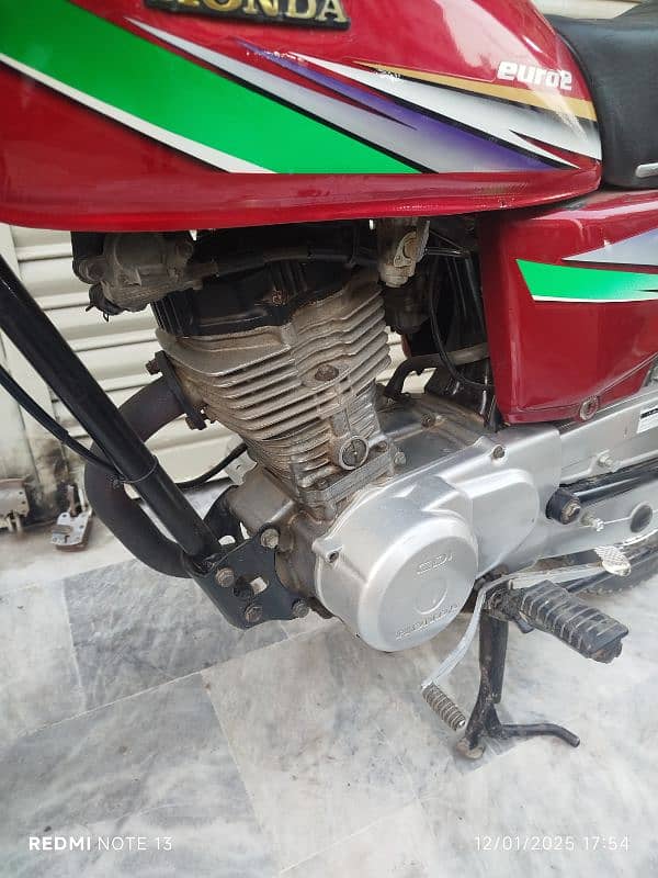 honda 125 bahawalpur ka number pori genuine bike(25,30) Pai lay gay hn 2