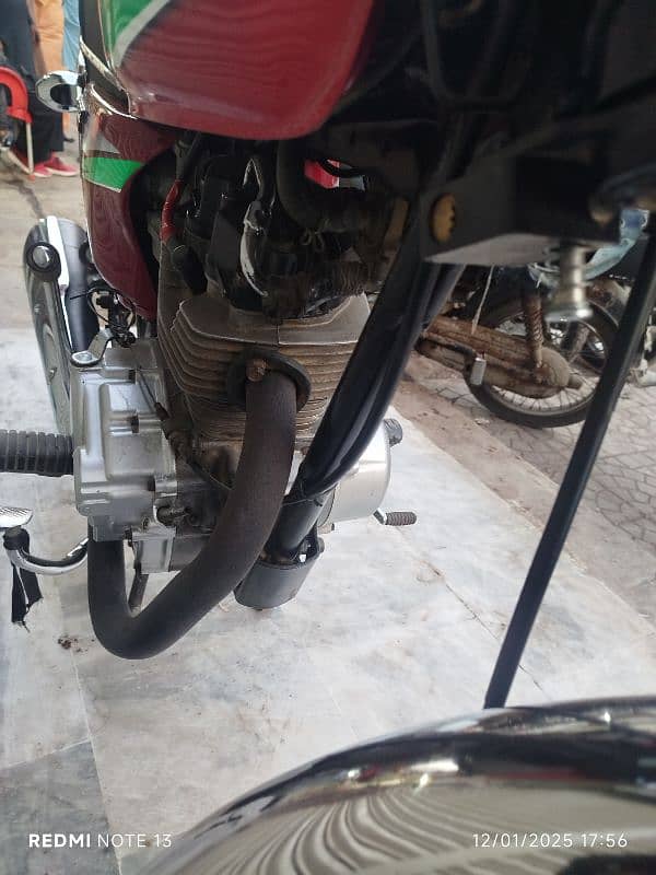 honda 125 bahawalpur ka number pori genuine bike(25,30) Pai lay gay hn 4