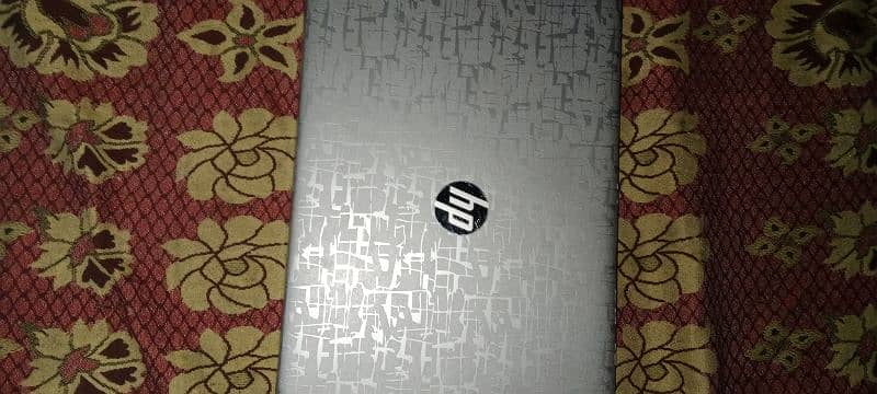 Hp probook new condition bil kul ok 8 gb rem hard ssd 256 3