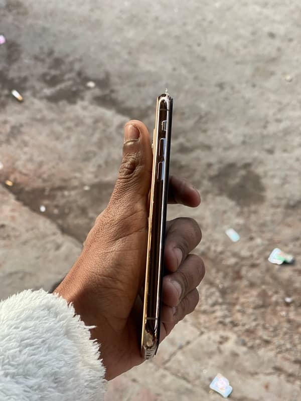 iphone 11pro jv 64gb non active 4month sim time 3