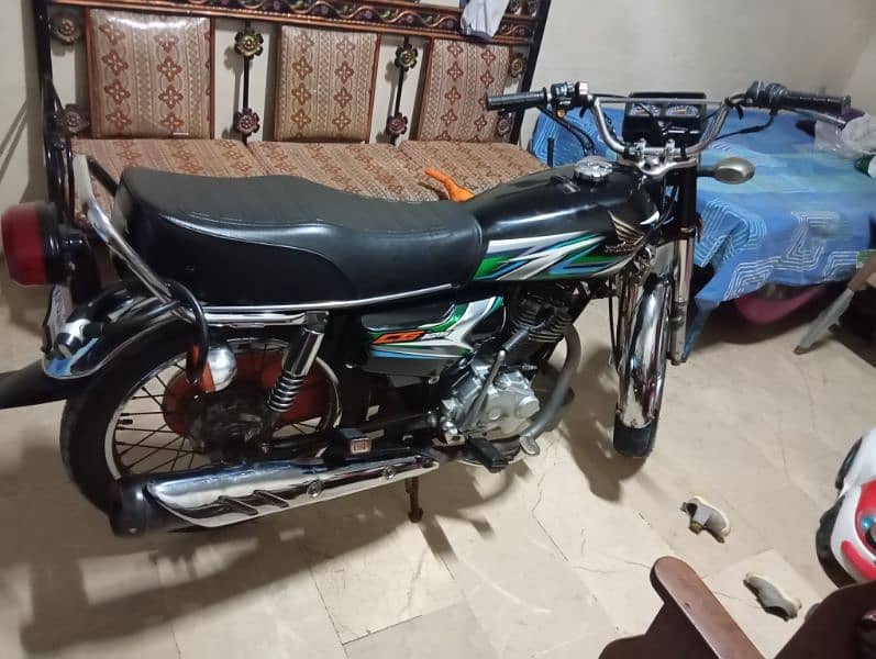 Honda 125 2023 3