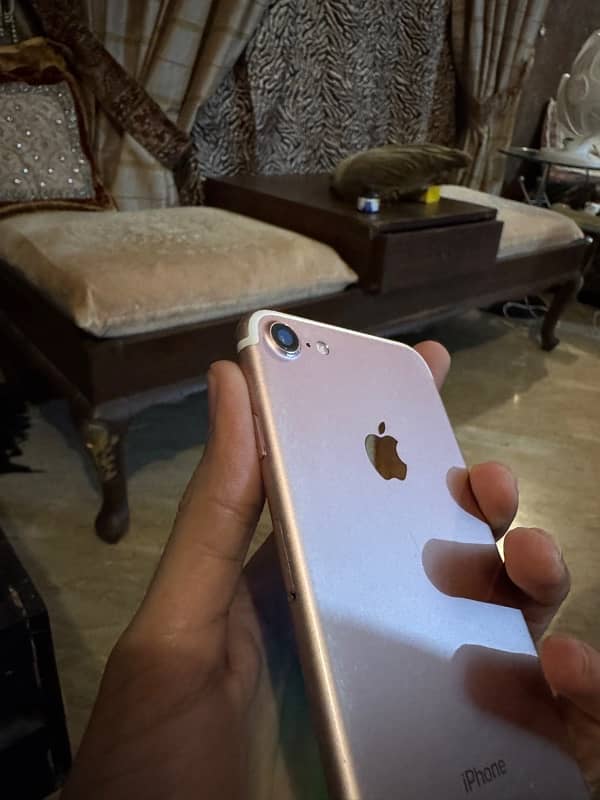 iPhone 7 32gb PTA Approved 6