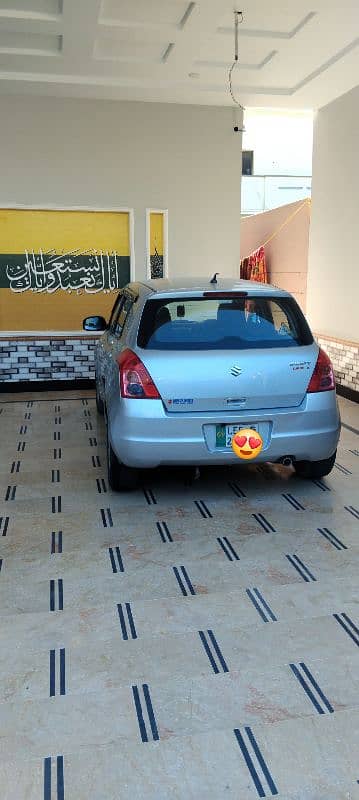 Suzuki Swift 2015 DLX ABS 0