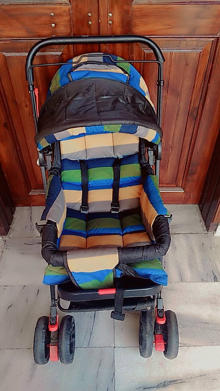 Baby stroller New condition 2