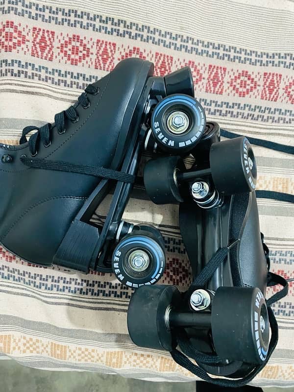 Skating Shoes new 2