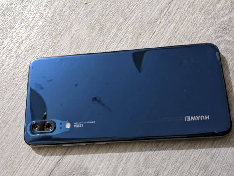 Huawei P20 4