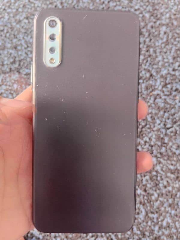 VIVO S1 3