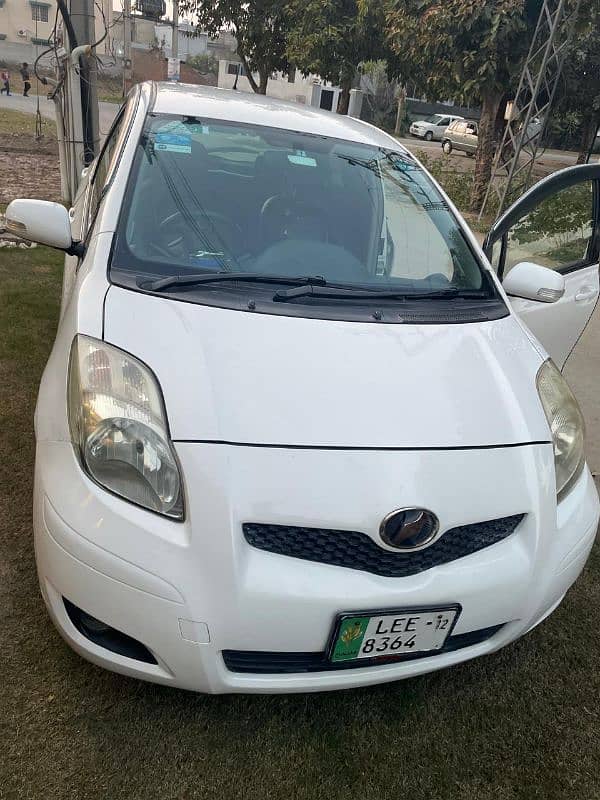 Toyota Vitz 2009 4