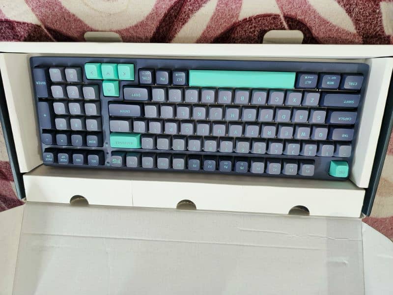 A4 TECH FS300 Hot Swappable Mechanical Keyboard 1