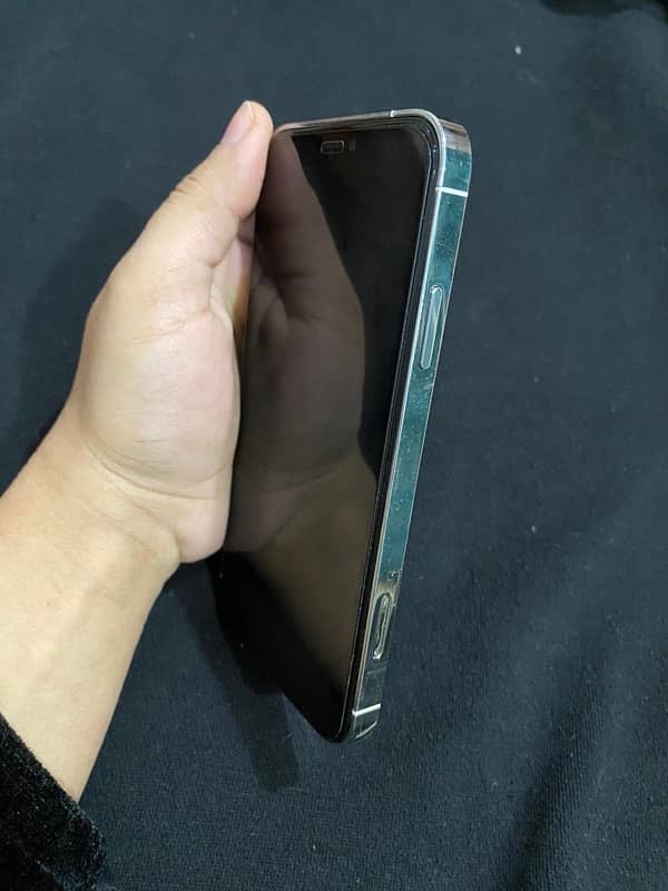 Iphone XR converted in 13 Pro 6