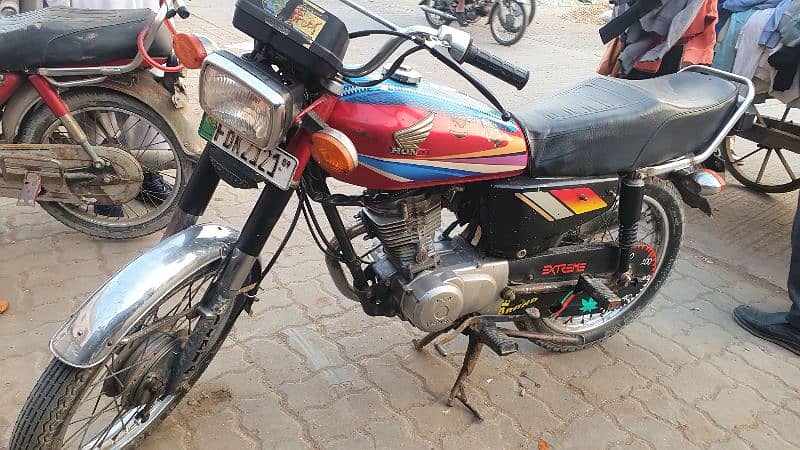 urgent sail Honda 125 2