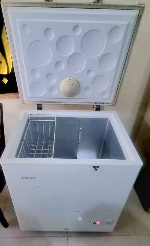 Freezer in good and affordable condition 1