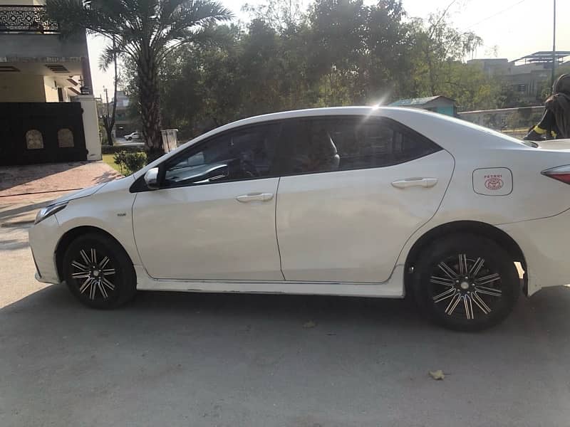 Toyota Corolla GLI 2017 7