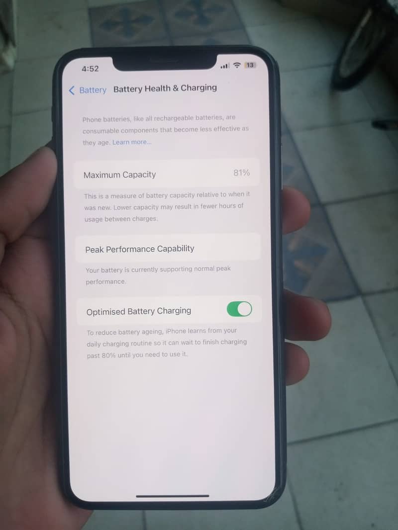 Iphone XS Max Pta Approved 265gb Black 3