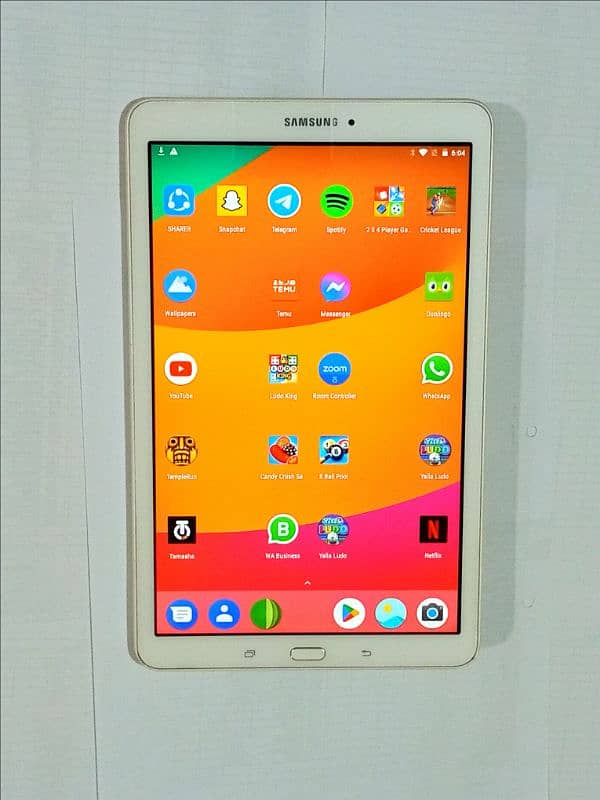 SAMSUNG GALAXY TAB E 10/10 3