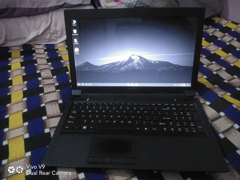 Lenovo laptop Core i5-2nd gen 500gb hard disk 0