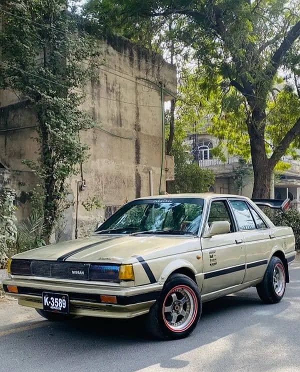 Nissan Sunny 1986 5