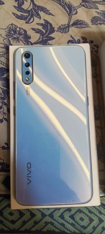 Vivo S1 4/128 1