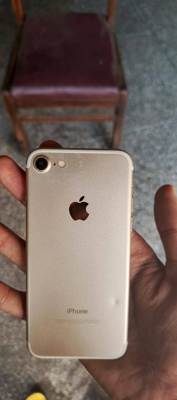 Apple iPhone 7 32gb Non Pta 1