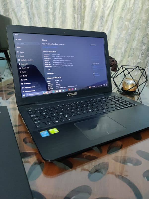 Urgent Sale Laptop in bwp 5