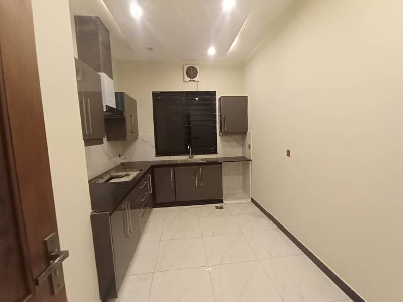 2 Kanal Upper Portion With Lower Portion Locked Like Brand New For Rent In Dha Phase 2 Lahore 8