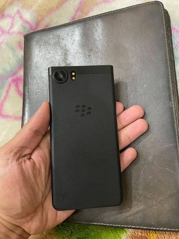 blackberry keyone rarest black japanese variant 1