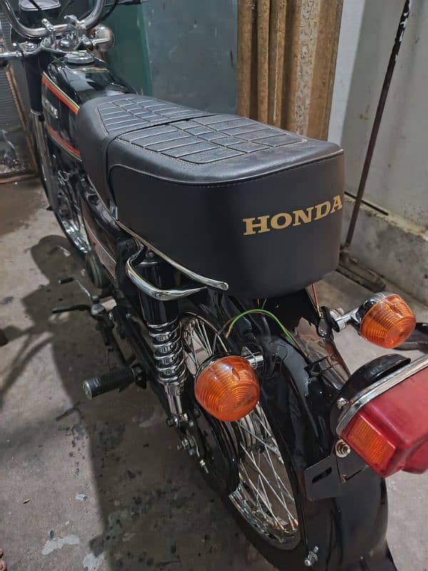 Honda 70 1980 model 4