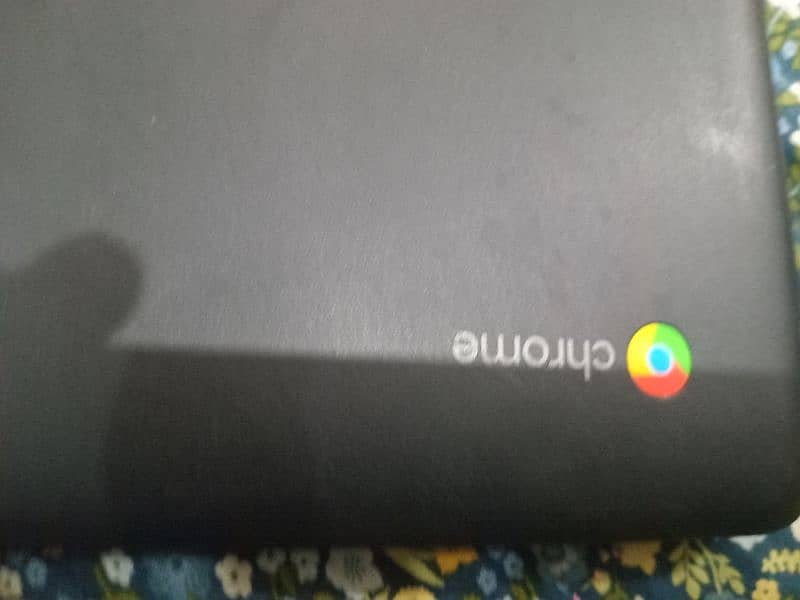 Hp chrome book in ok condition 5