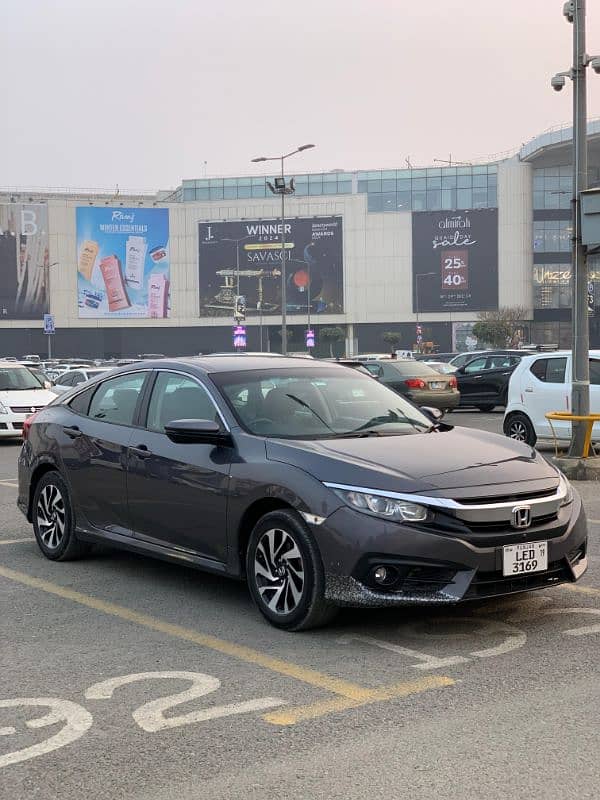 Honda Civic VTi Oriel Prosmatec 2019 1