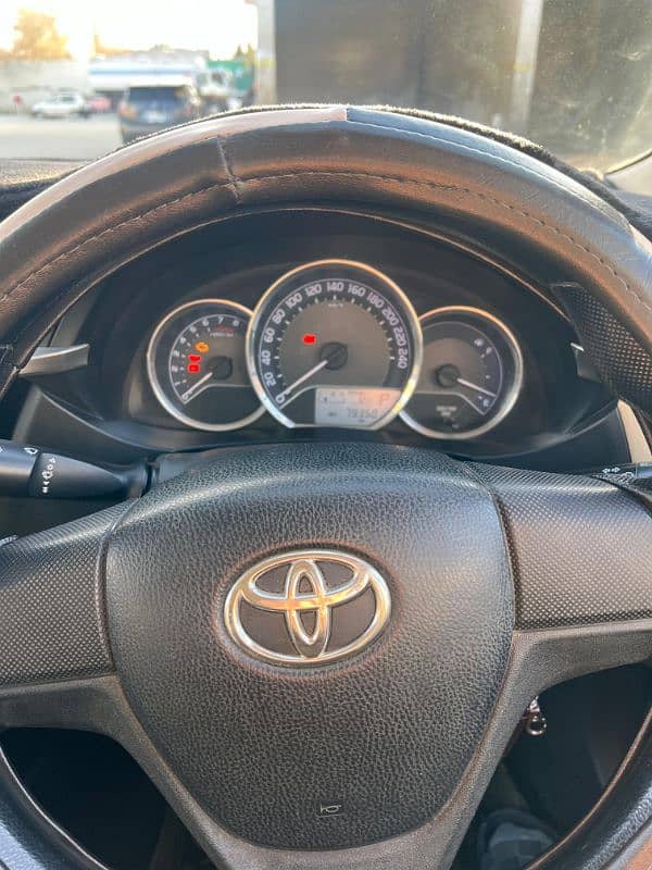 Toyota Corolla Altis 2016 11