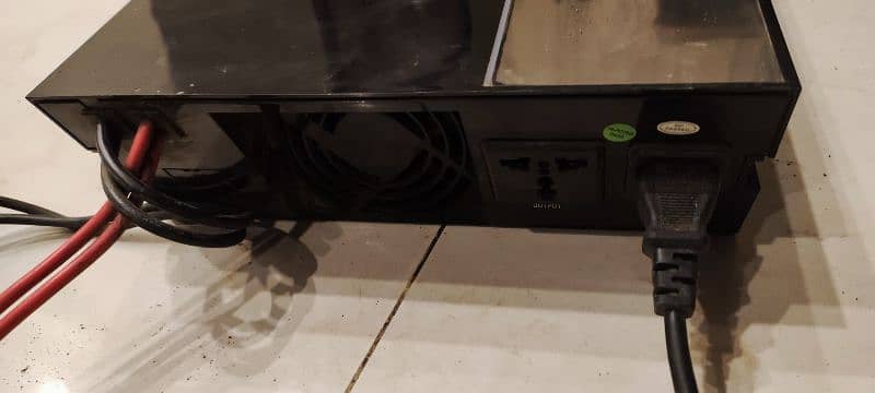 UPS 1200VA (950W) 1