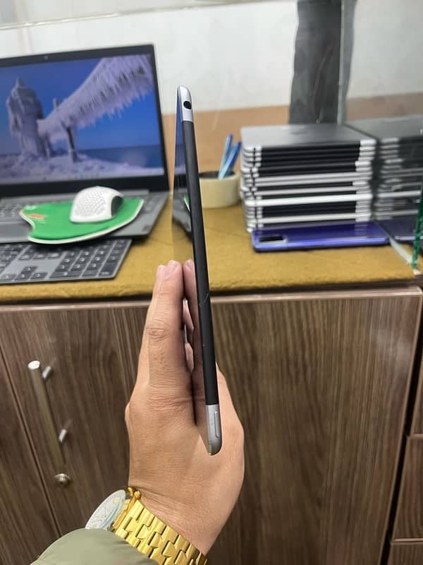 iPad Air2 5