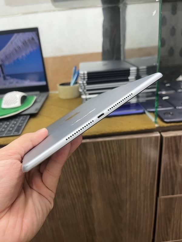 iPad Air2 6