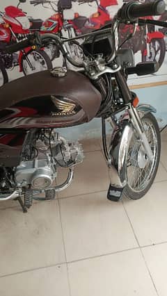 Honda CD 70 black