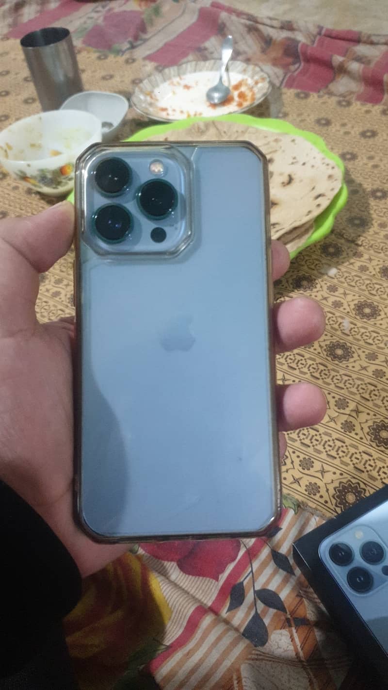 iphone 13pro full new condition 1