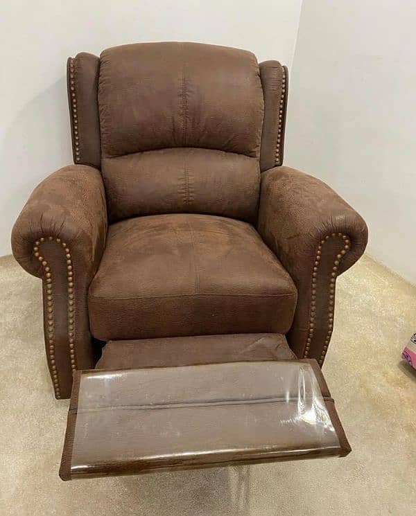 Recliner sofa 2