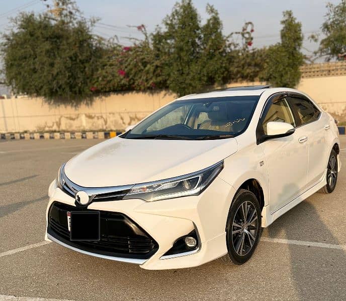 Toyota Altis Grande 2021 1