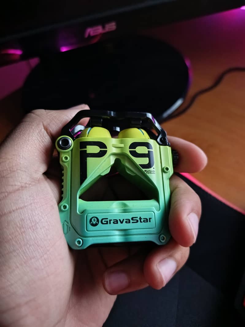 Gravastar Sirius Pro (Green Gothic Edition) 2