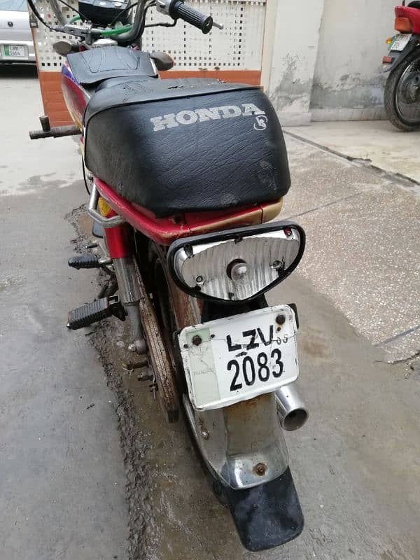 Honda CD 70 4