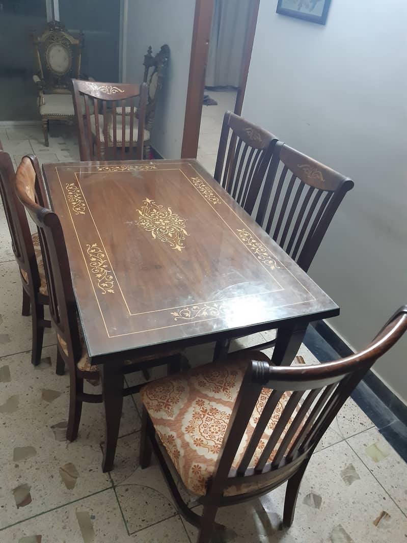 6 seater dining table for sale 0