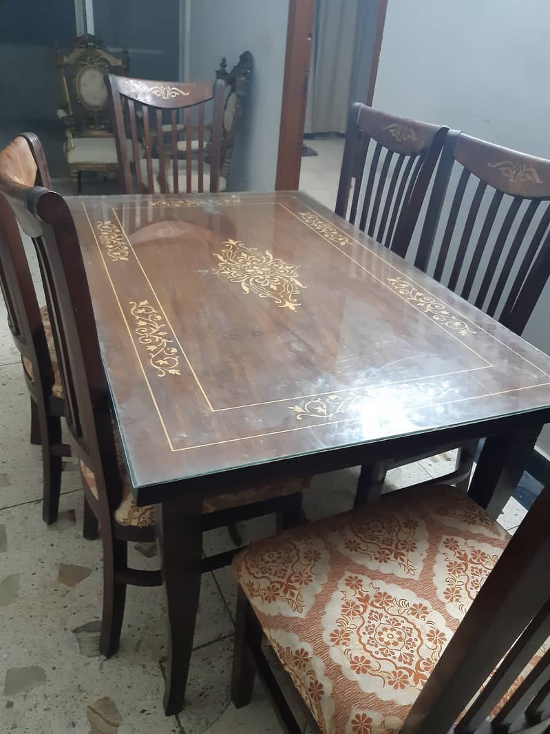 6 seater dining table for sale 1