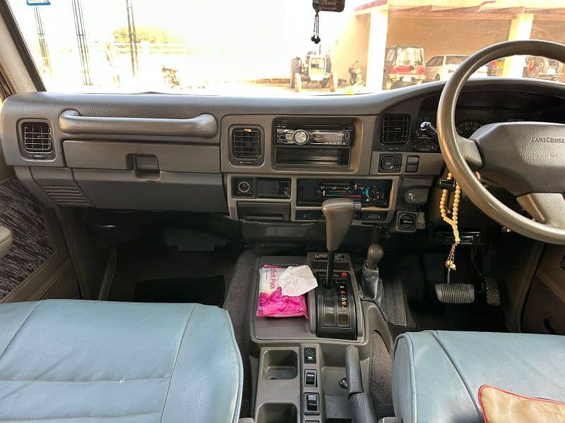 Toyota Land Cruiser 1994 10