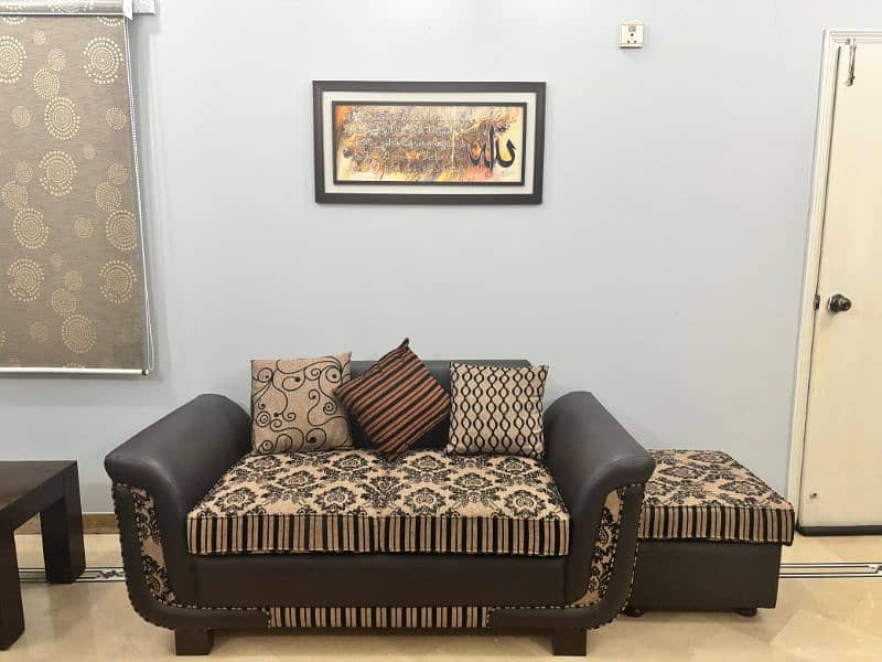 7 Seater Sofa Set For Sale. 6