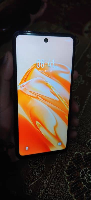 Infinix hot 40i 8+8/128 1