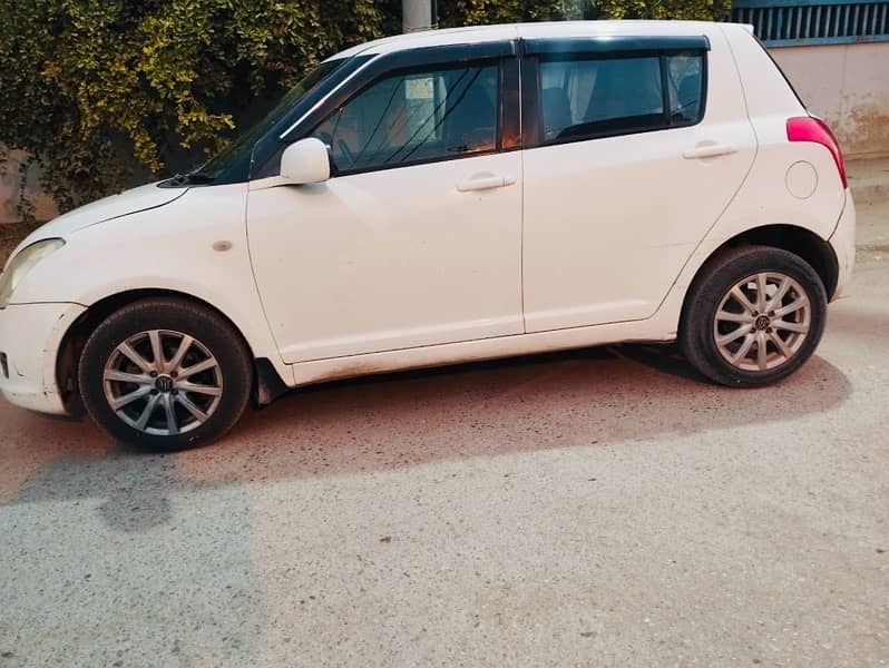 Suzuki Swift 2012 7