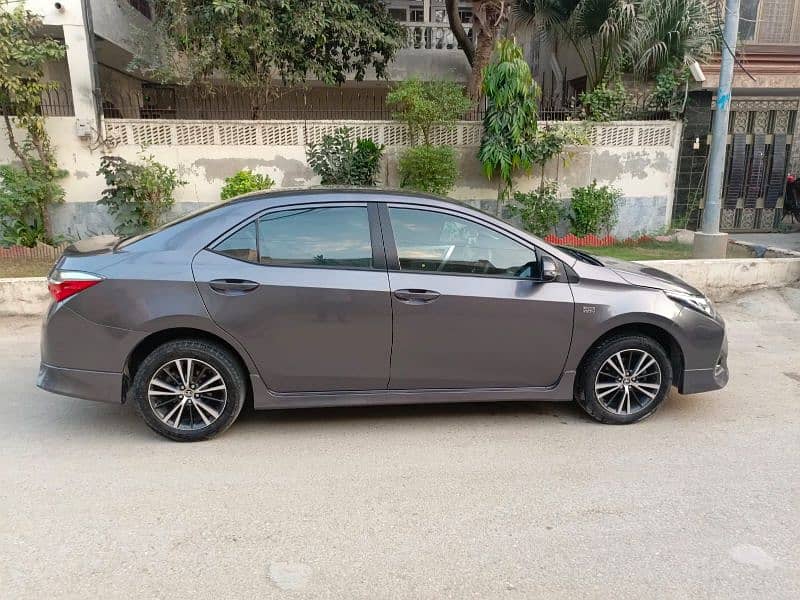 Toyota Corolla Altis 2022 5