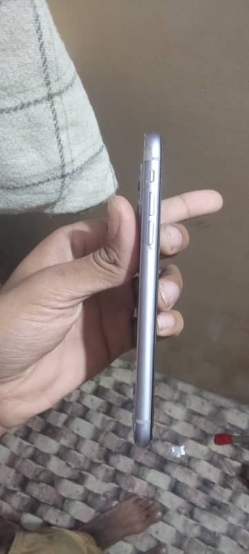 Iphone 11 Non pta factory unlocked 6