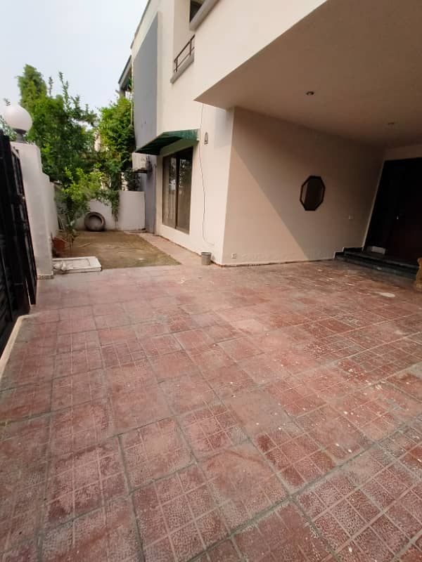 Dha Phase 8 Fully Furnished Independent House Short And Long Term 46