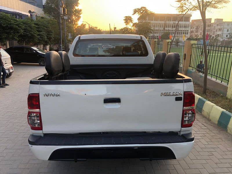 Toyota Hilux 2014 Vigo Champ with Perfect 4x4 Own Engine 2